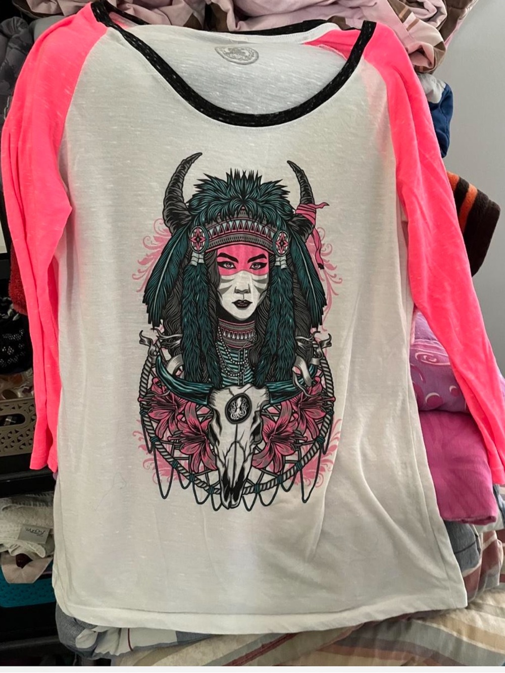 Women's Neon Pink Sleeve Graphic Raglan Top